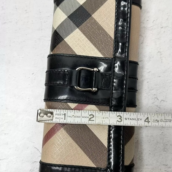 BURBERRY CHECK NOVA / LEATHER CLUTCH/WALLET W/DUST BAG & BOX - Picture 3 of 16
